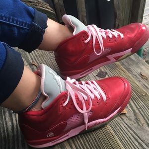 Air Jordan high tops size 7Y